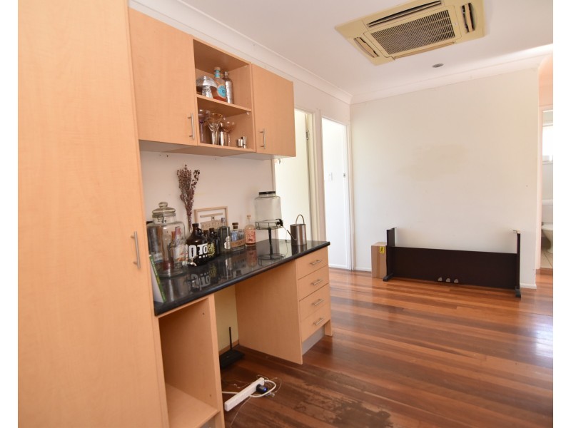32 Hilltop Crescent, Maroochydore QLD 4558