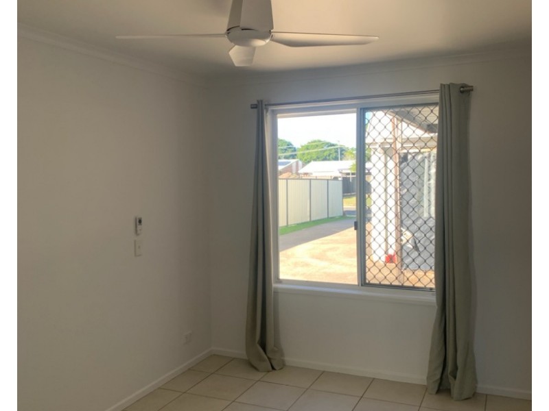 2/1 Kowonga Street, Pacific Paradise QLD 4564