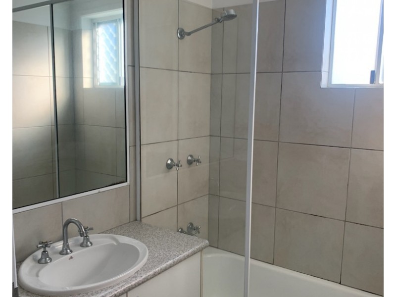 2/1 Kowonga Street, Pacific Paradise QLD 4564