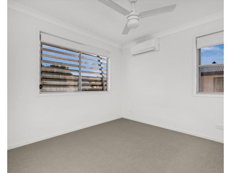 29/17 Greensboro Place, Little Mountain QLD 4551