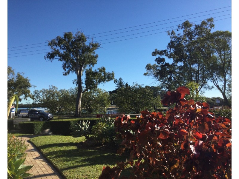 1/45 Bradman Ave, Maroochydore QLD 4558