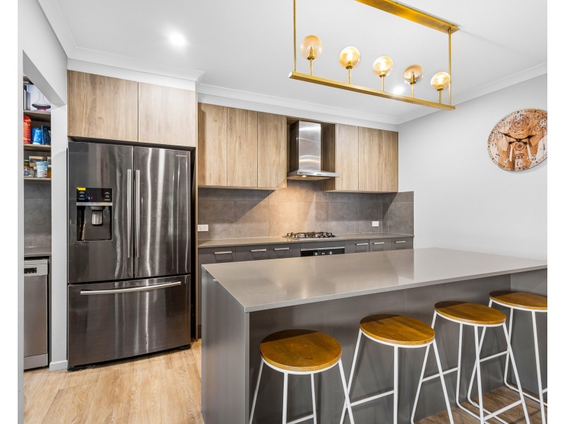 16 Sienna Crescent, Palmview QLD 4553