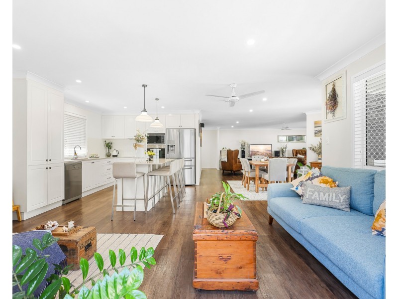 2 Contessa Place, Bracken Ridge QLD 4017