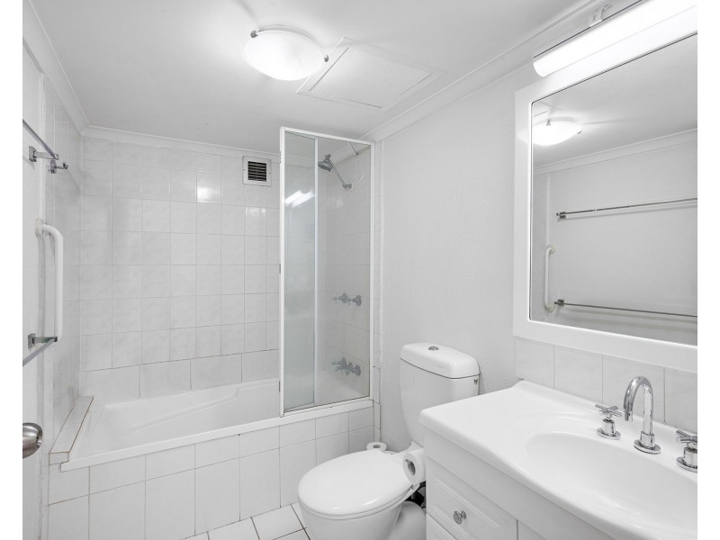 20/2 Maroubra Street, Maroochydore QLD 4558