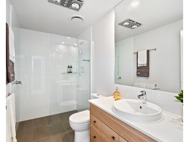 1501/2 Bright Place, Birtinya QLD 4575