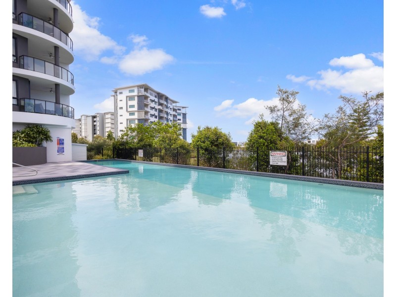 1501/2 Bright Place, Birtinya QLD 4575