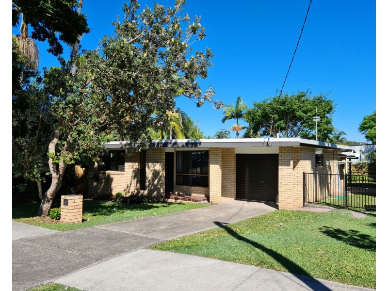 30 Parkway Drive, Mooloolaba QLD 4557