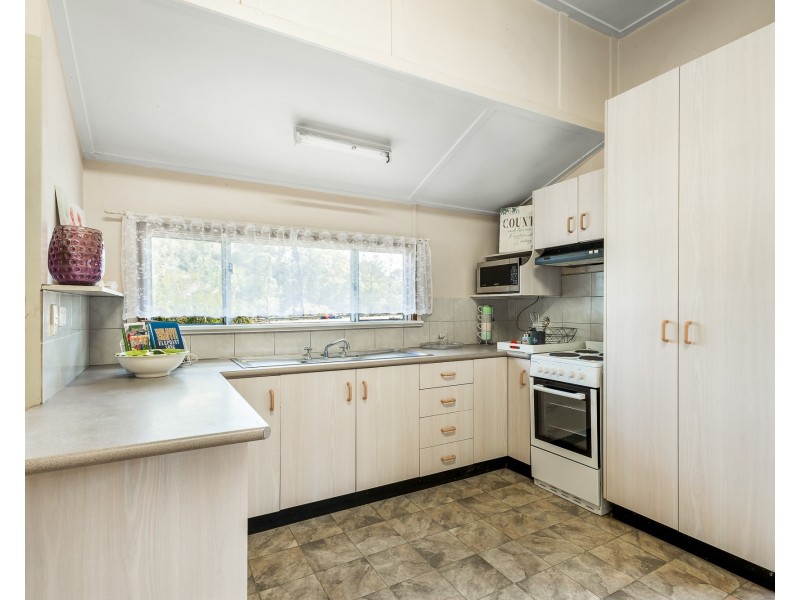 6 Stark Lane, Forest Glen QLD 4556