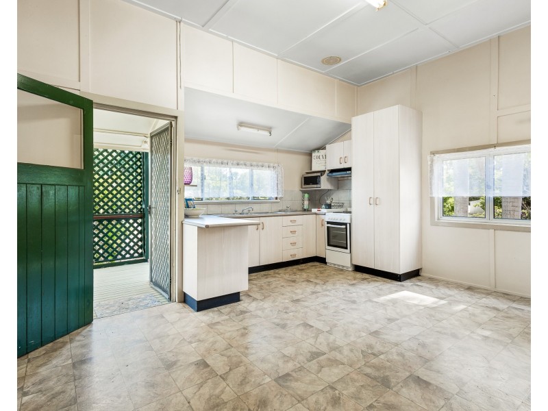 6 Stark Lane, Forest Glen QLD 4556