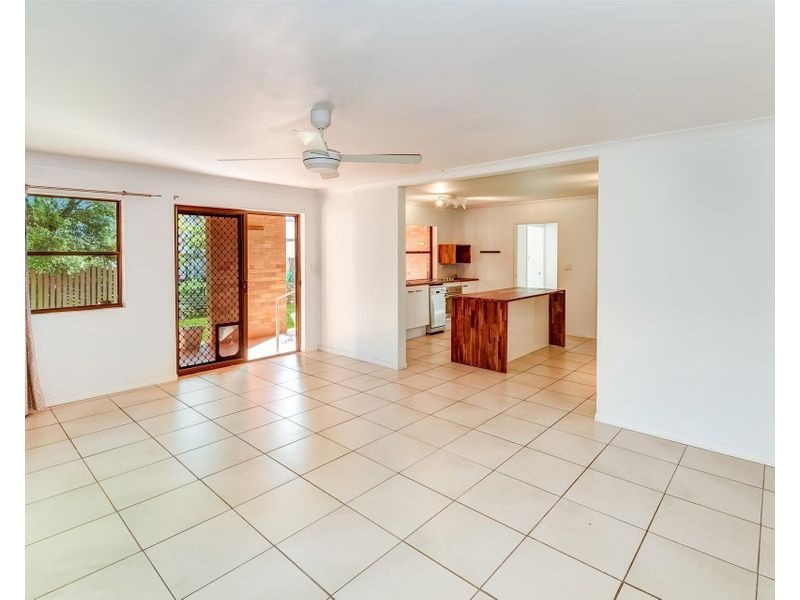 12B Oomoo Street, Buddina QLD 4575