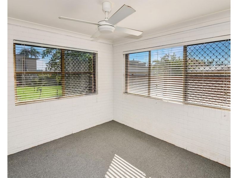 12B Oomoo Street, Buddina QLD 4575