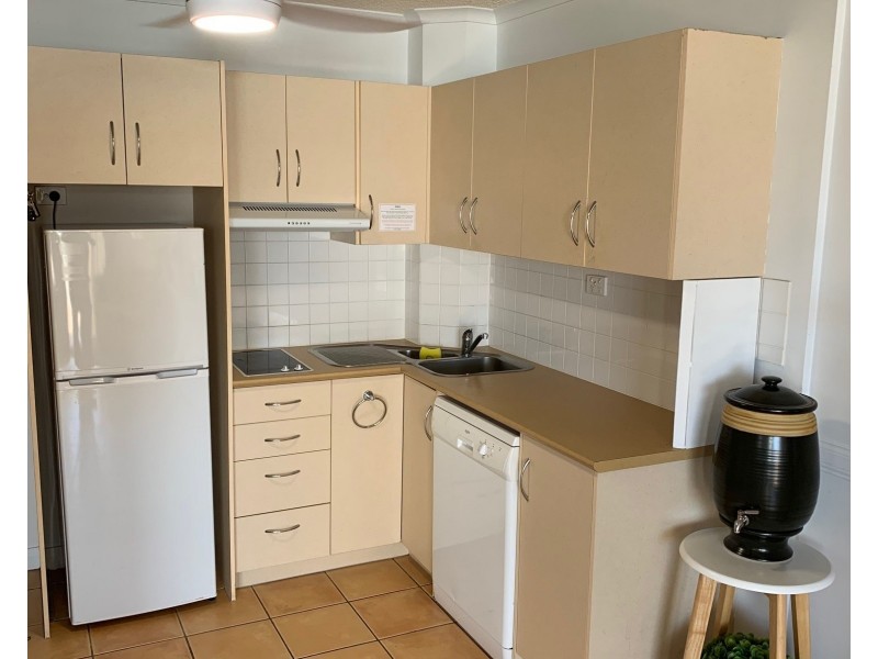 205/180 Alexandra Parade, Alexandra Headland QLD 4572