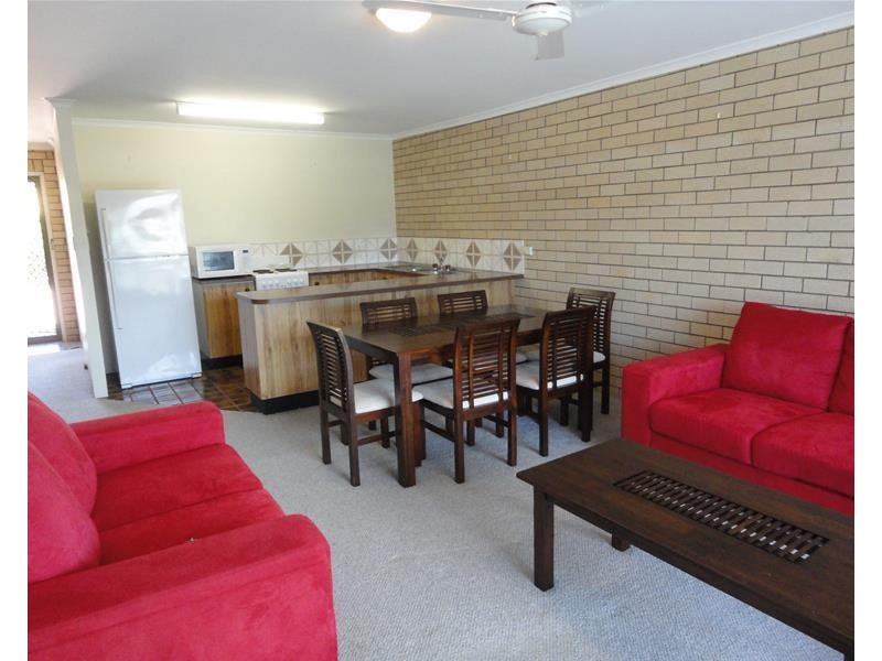 6/33-35 Goonawarra Dr, Mooloolaba QLD 4557