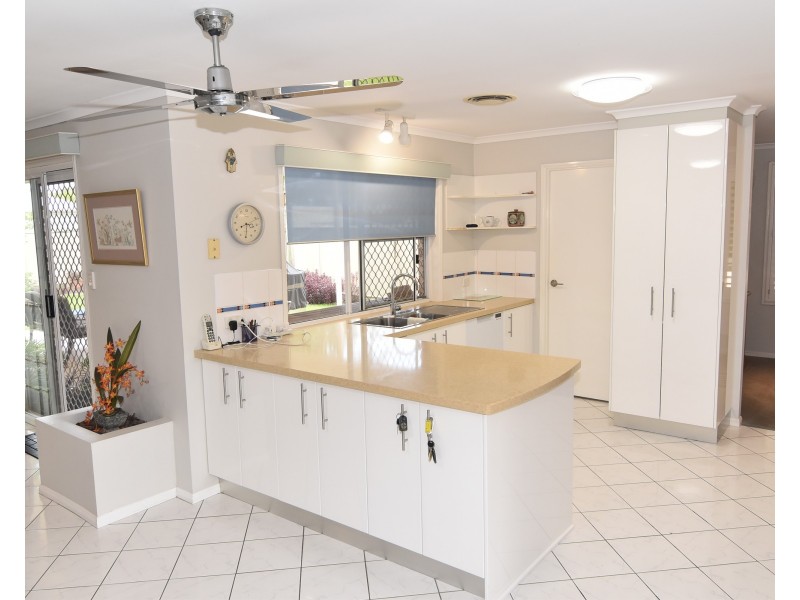 3 Silveroak Court, Mountain Creek QLD 4557