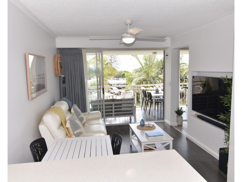 326/180 Alexandra Parade, Alexandra Headland QLD 4572