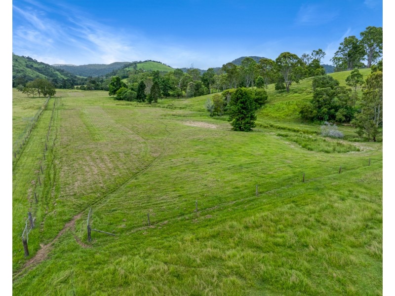 68 Hutchins Road, Amamoor QLD 4570