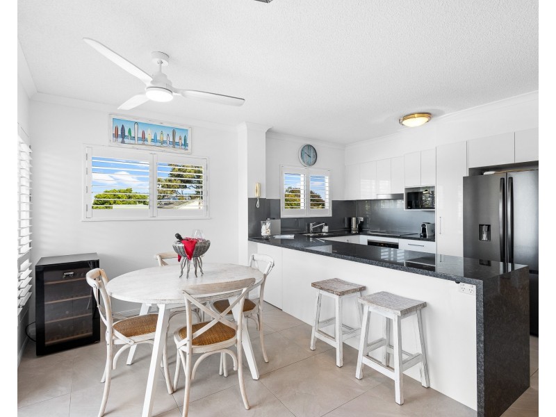 8/97-99 Bradman Avenue, Maroochydore QLD 4558