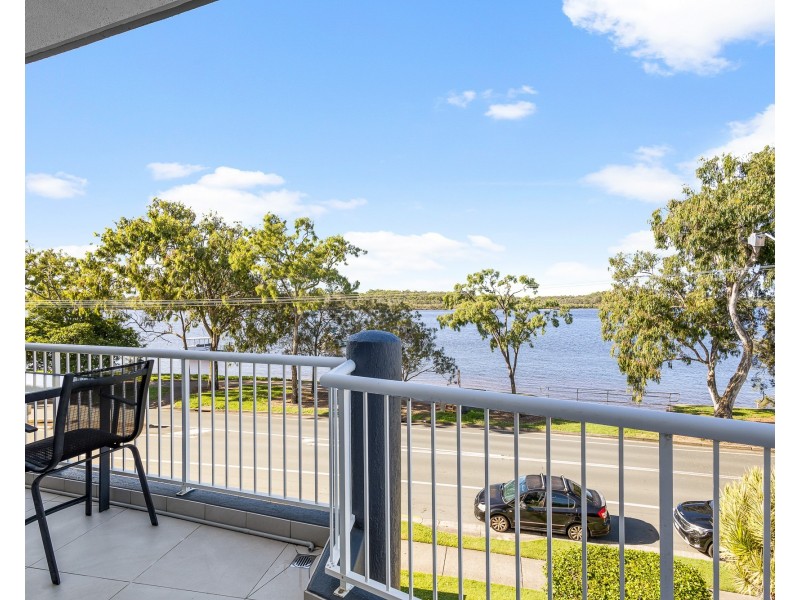 8/97-99 Bradman Avenue, Maroochydore QLD 4558