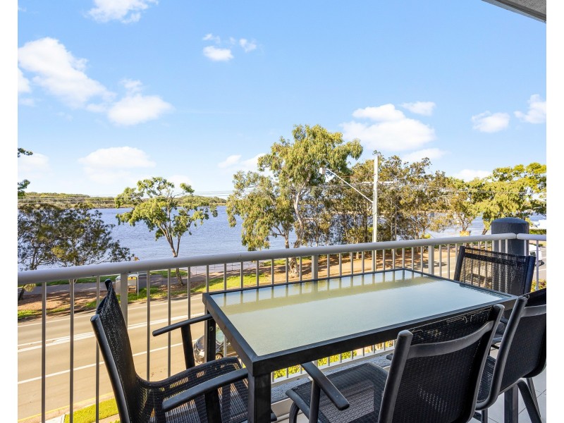 8/97-99 Bradman Avenue, Maroochydore QLD 4558