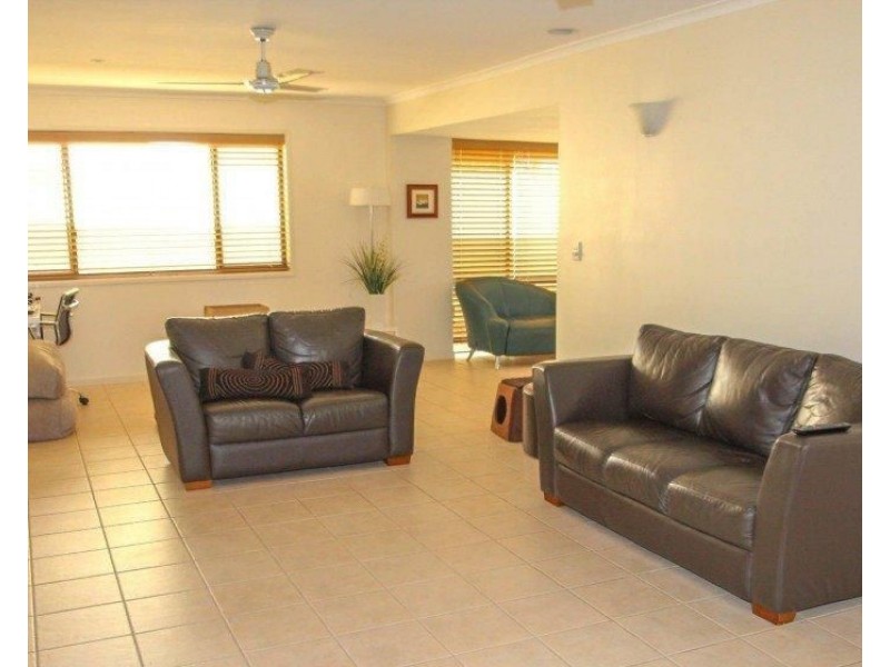 27 Glenlea Drive, Maroochydore QLD 4558