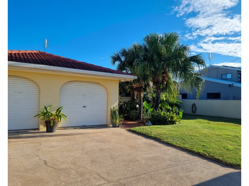 27 Glenlea Drive, Maroochydore QLD 4558