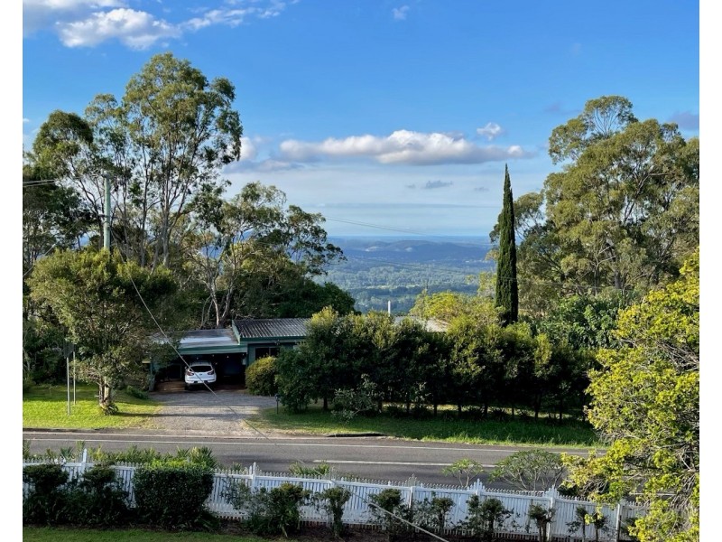 12 Balmoral Road, Montville QLD 4560