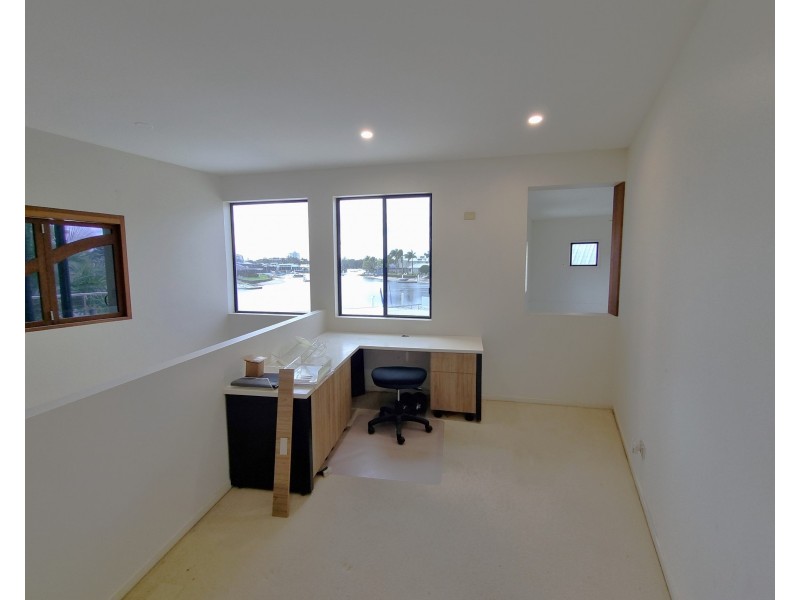 4 Aldinga Place, Mooloolaba QLD 4557