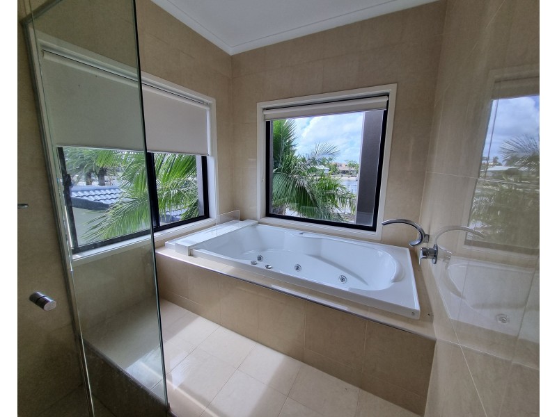 4 Aldinga Place, Mooloolaba QLD 4557