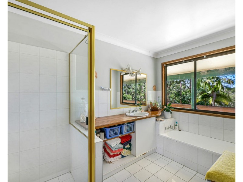 290 Old Gympie Road, Mooloolah Valley QLD 4553