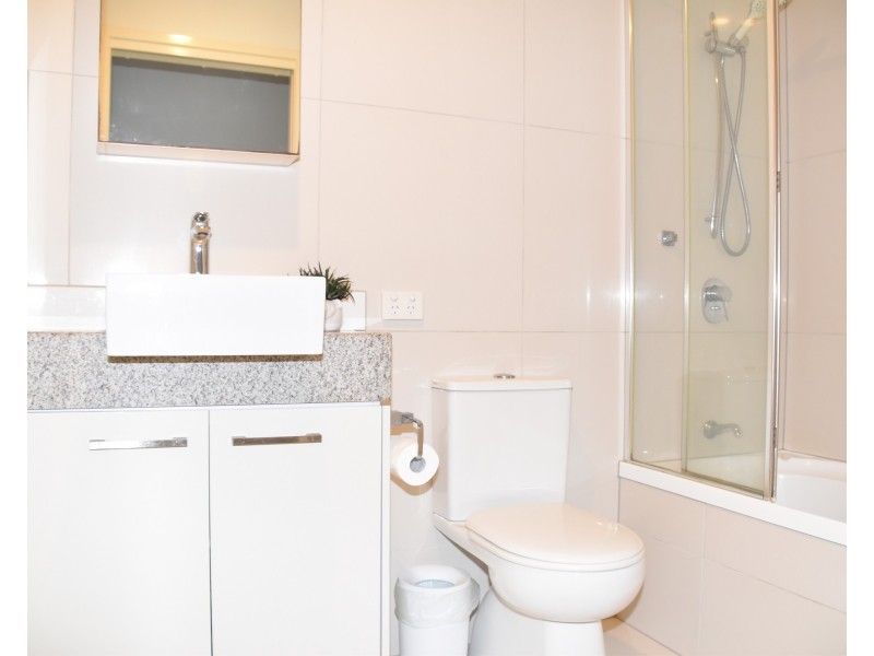 37/40-54 Primary School Court, Maroochydore QLD 4558