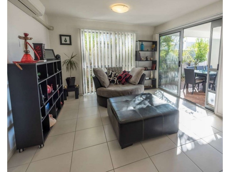 1 Flindersia Place, Mountain Creek QLD 4557
