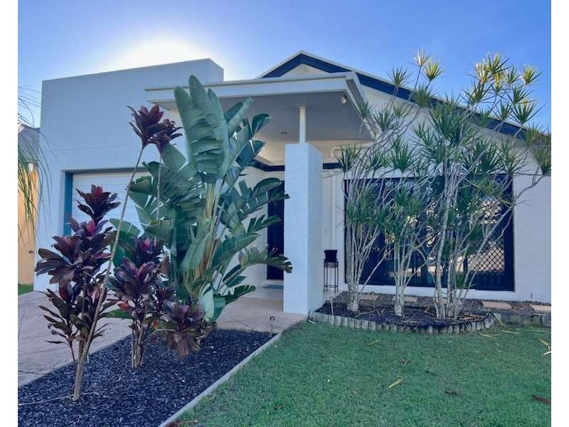 4 Abaco Street, Parrearra QLD 4575
