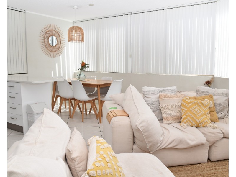 13/2 Maroubra Street, Maroochydore QLD 4558