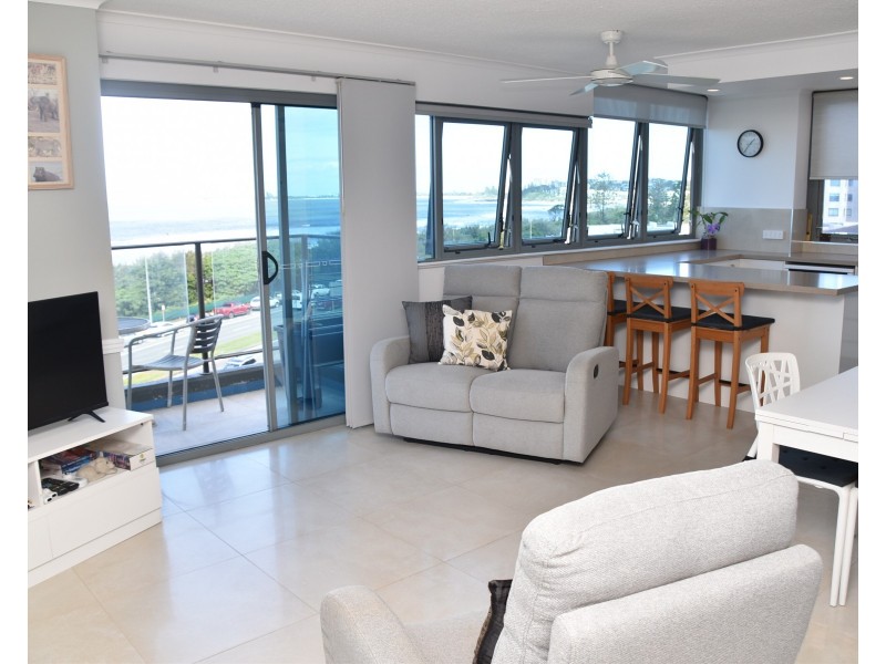 16/4 Aerodrome Road, Maroochydore QLD 4558