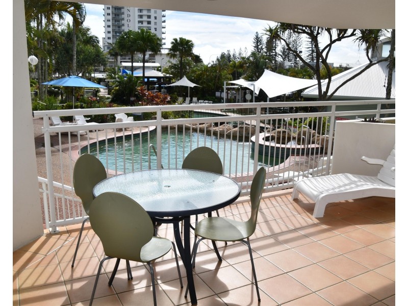 214/180 Alexandra Parade, Alexandra Headland QLD 4572