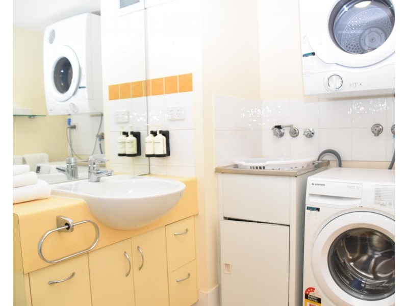 214/180 Alexandra Parade, Alexandra Headland QLD 4572
