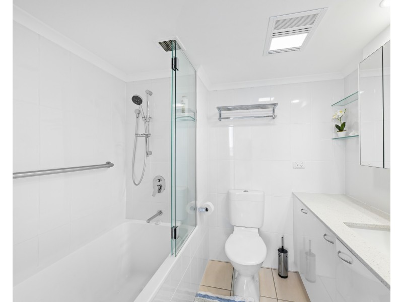 76/150 Duporth Avenue, Maroochydore QLD 4558