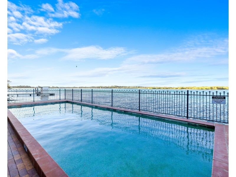 76/150 Duporth Avenue, Maroochydore QLD 4558