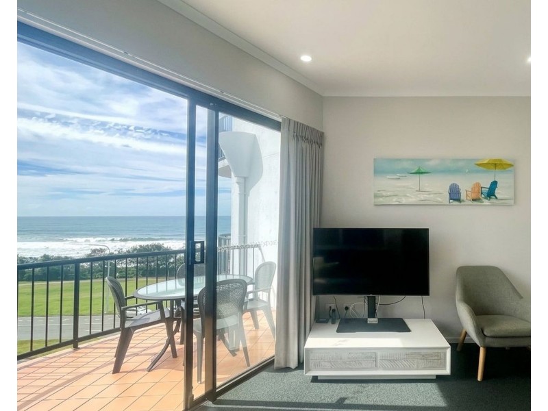 30/136-138 Alexandra Parade, Alexandra Headland QLD 4572