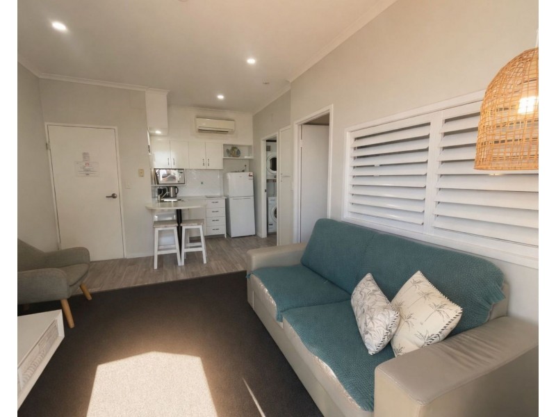 30/136-138 Alexandra Parade, Alexandra Headland QLD 4572