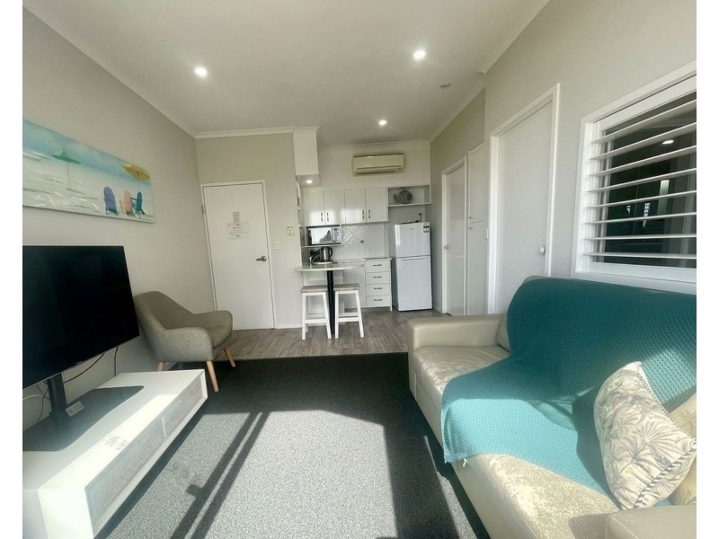 30/136-138 Alexandra Parade, Alexandra Headland QLD 4572