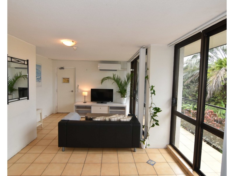 8/2 Maroubra Street, Maroochydore QLD 4558