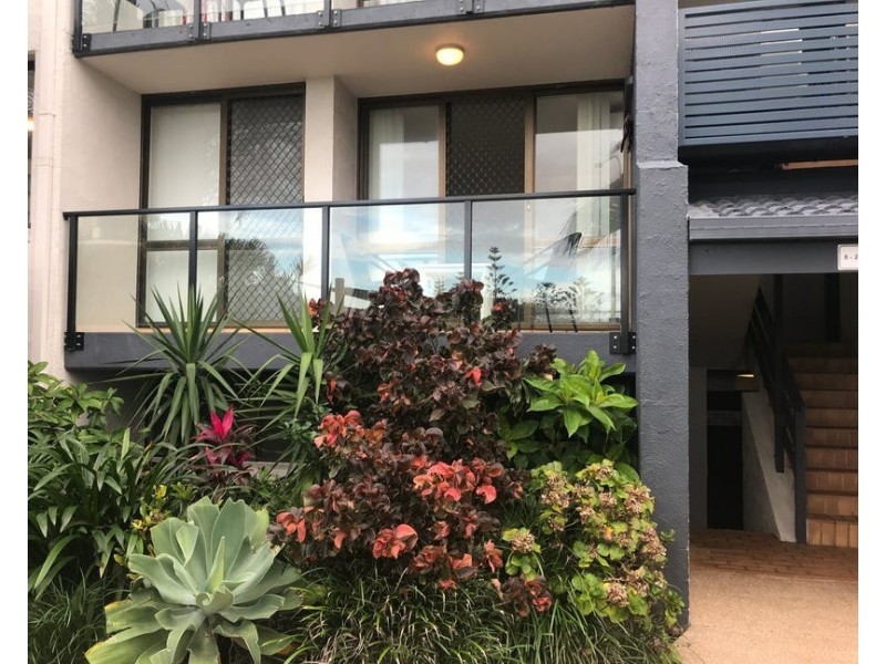 8/2 Maroubra Street, Maroochydore QLD 4558