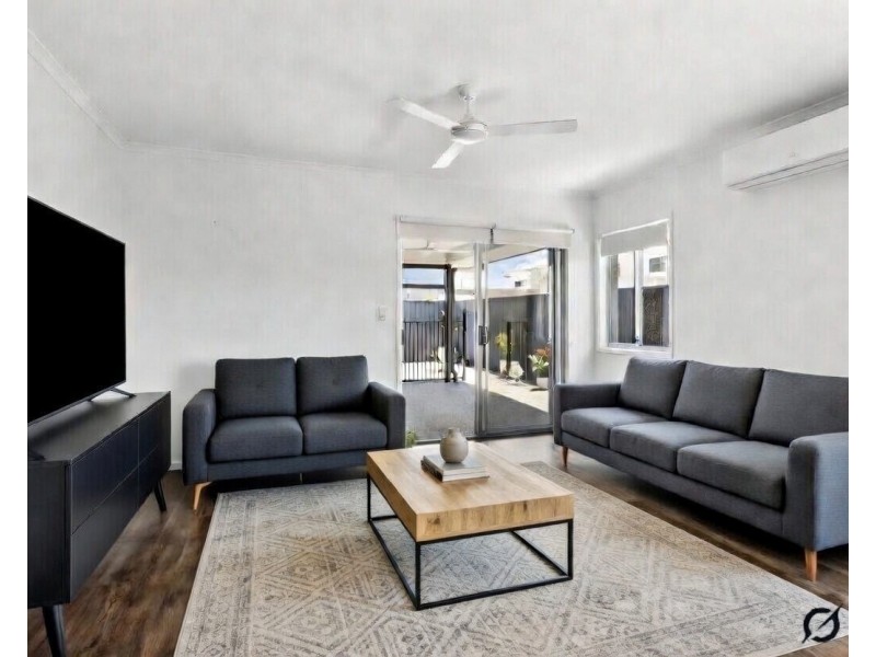 45 Roseleaf Crescent, Palmview QLD 4553