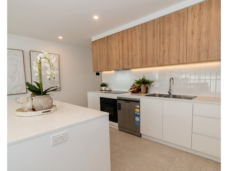 212/11 Waterside Retreat, Birtinya QLD 4575