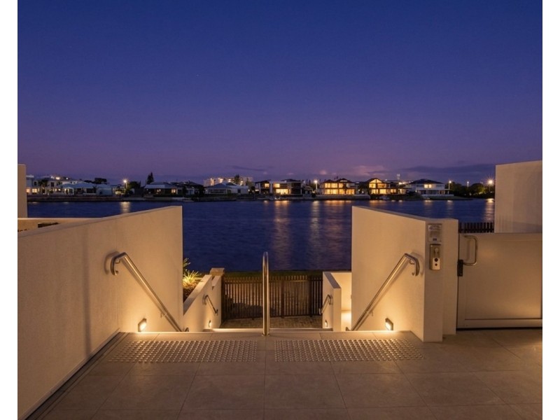 212/11 Waterside Retreat, Birtinya QLD 4575