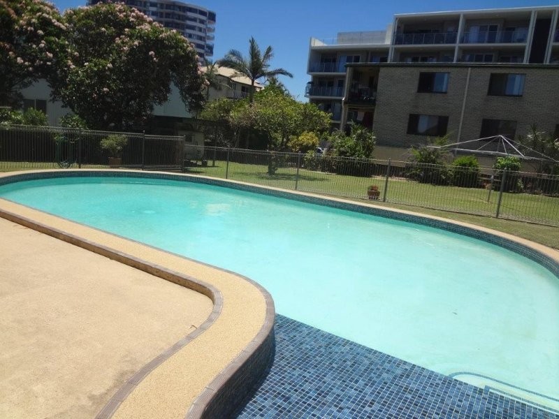 1/10 Latona Avenue, Caloundra QLD 4551