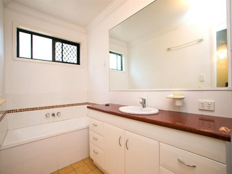 35 Hockey Street, Kuraby QLD 4112