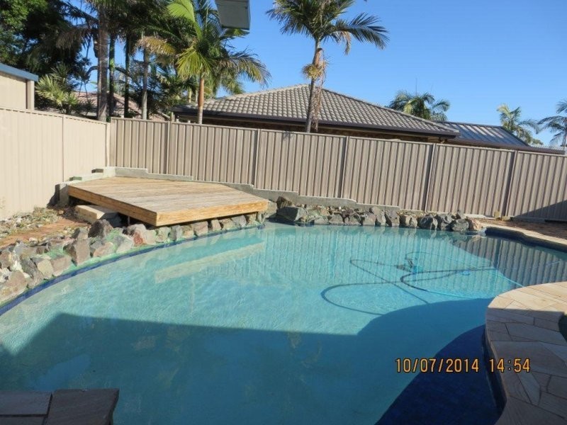 33 Peacock Crescent, Bokarina QLD 4575