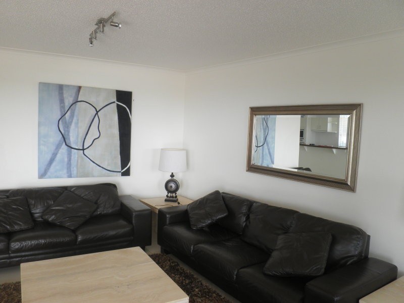 8/5 Hume Parade, Currimundi QLD 4551